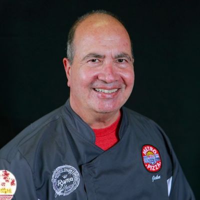Pizza university instructor John Arena
